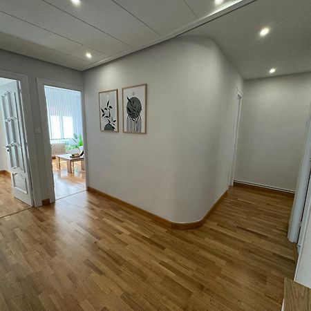 Rioja Centro Ayuntamiento By Apartamentos Logrono Luaran gambar